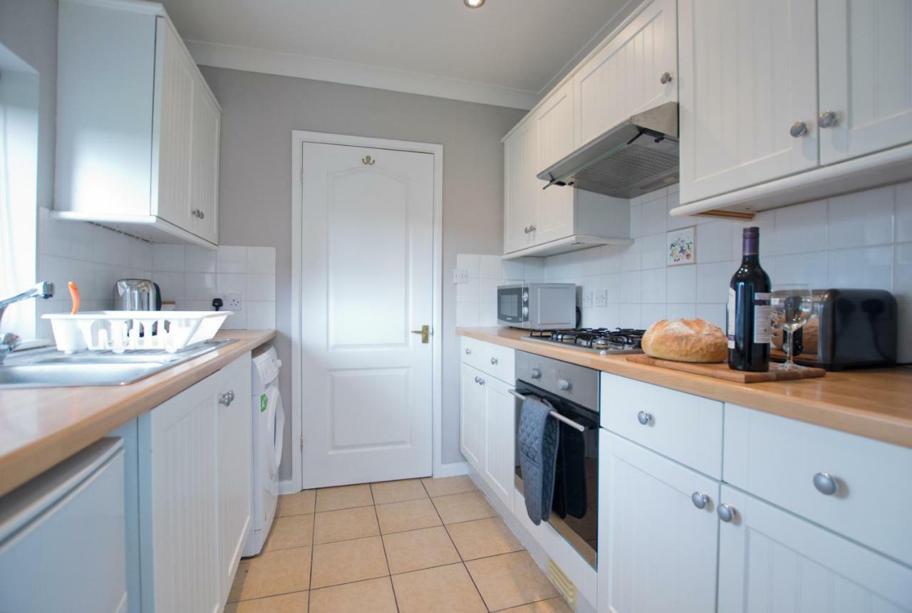Grove Cottage Basingstoke Exterior foto